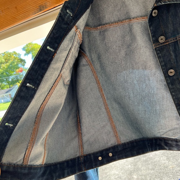 Gap denim jean jacket. Women’s large - Picture 3 of 5